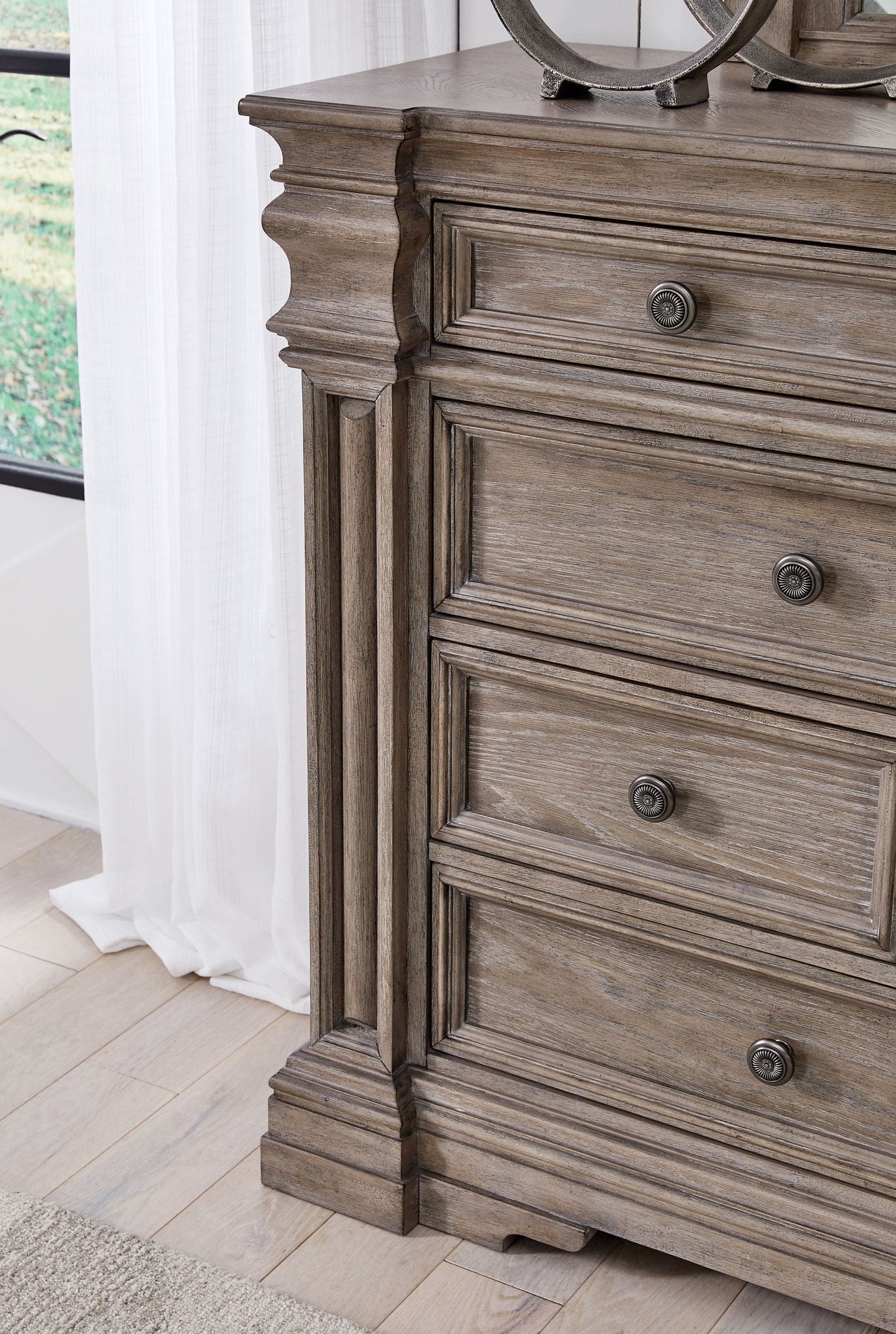 Blairhurst - Dresser - Light Grayish Brown