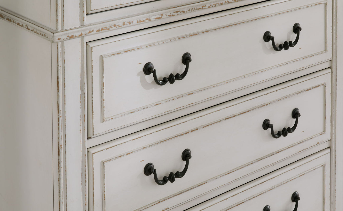 Blendon - Five Drawer Chest - Two-tone